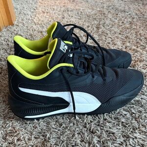 Puma Men's Black and Neon Yellow Basketball/Athletic Shoes
